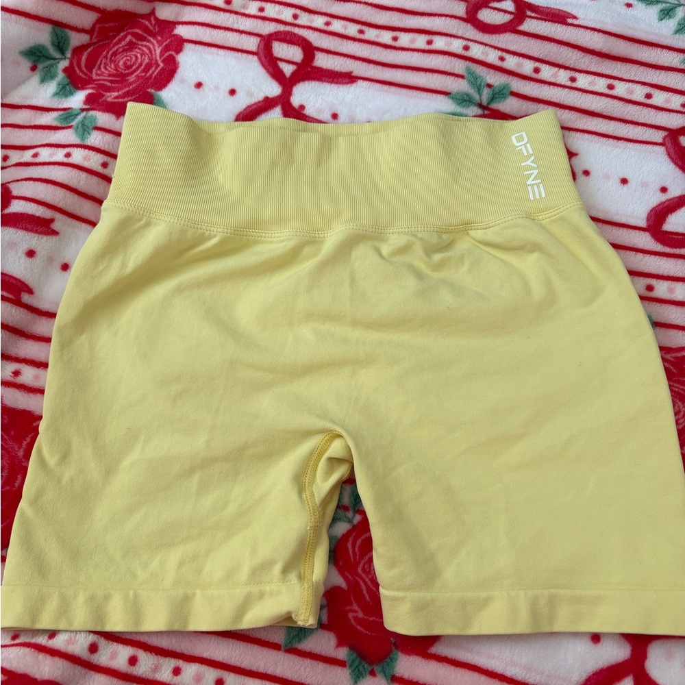 DFYNE womens shorts. size small but fit more like a medium.